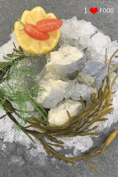 Jellied eels is a traditional Cockney street food item, dating back to the 18th century. Originally, it was a cheap and easy way to make a good dish, with plenty of native eels readily available in the Thames River. The eels would get chopped, boiled for approximately half an hour in herbs, then cooled - that is when the fish would produce their own gelatin, and a soft, transparent jelly would form on the cut pieces. Jellied Eels, Bush Tucker, Thames River, Best Dishes, The Fish, Food Items, Food Preparation, Street Food, 18th Century