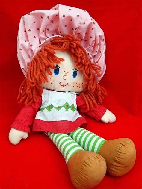 Strawberry Shortcake Ragdoll Plush, Old Strawberry Shortcake, 1980s Strawberry Shortcake, Giant Strawberry, Vintage Strawberry Shortcake Dolls, Strawberry Shortcake Doll, Vintage Strawberry Shortcake, Vintage Strawberry, 80s Toys