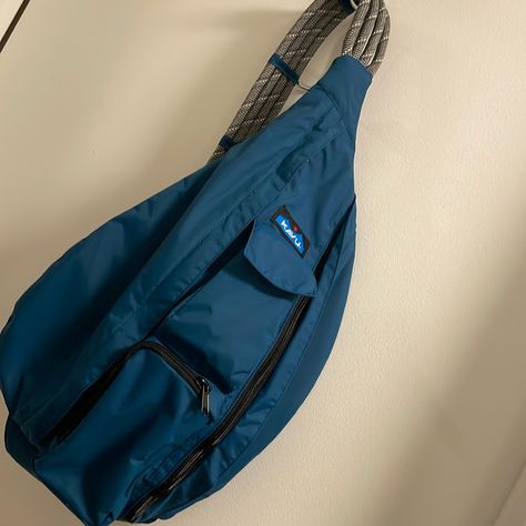 Such A Great Bag! This Is A Gorgeous Color And A Different Nylon Type Material Than The Usual Kavu Canvas. New With Tags Not Attached. Reflecting Pond, Kavu Bag, Blue Water, Sling Bag, Water Resistant, Bag Lady, Tags, Canvas, Water