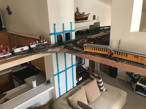 Model Train Room, Model Train Display Shelves, Diy Train Tracks On Wall, Ceiling Train, 4x8 Ho Train Layout Ideas, Wooden Train Track Layout Ideas, Train Room Decor, Train Diy, Lgb Trains