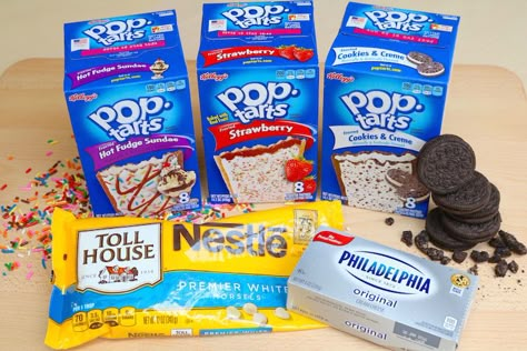 Pop Tart Cheesecake, Recipes Using Pop Tarts, Recipes With Pop Tarts, Pop Tart Cake, Pop Tart Recipes, Cheesecake Truffles Recipe, Cheer Homecoming, Popcorn Sweet, No Bake Cake Pops