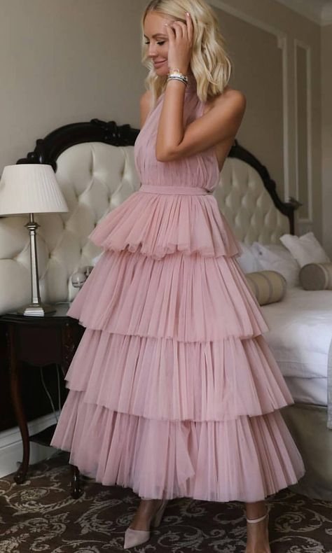 Tulle Pastel Dress, Womens Tulle Dress, Tule Bridesmaids Dresses, Tulle Dress Outfit, Pink Tulle Skirt Outfit, Tulle Layered Dress, Tulle Skirts Outfit, Womens Tulle Skirt, Tulle Party Dress