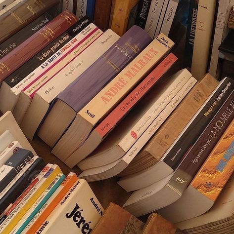 Vip Series, Romanticizing Life, Books Aesthetic, Aesthetic Aesthetic, Autumn Aesthetic, Book Girl, Book Shelf, 가을 패션, I Love Books