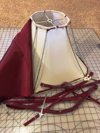 Recover Lamp Shades, Diy Lampshade Makeover, Tv Remote Holder, Lace Lampshade, Craftsman Style Doors, Diy Lampshade, Make A Lampshade, Old Lamp Shades, Lampshade Makeover