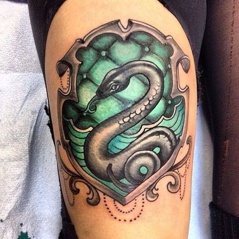 Slytherin Tattoo, Fandom Tattoos, Crest Tattoo, Magic Is Real, Shield Tattoo, Slytherin Crest, Green Tattoos, Hp Tattoo, Potter Tattoo