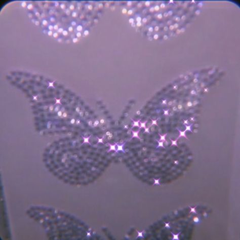 Purple Mcbling, Aesthetic Wallpaper Butterfly, Iphone Lavender, Lavender Aesthetic Wallpaper, Winx Core, Aesthetic Sparkle, Bling Aesthetic, Layouts Twitter, Y2k Pictures