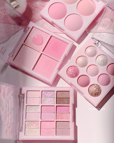 Korean Makeup Brands, Makeup Package, Pink Cosmetics, Fancy Makeup, Cute Makeup Looks, Korean Cosmetics, Pink Makeup, Makeup Items, Makati