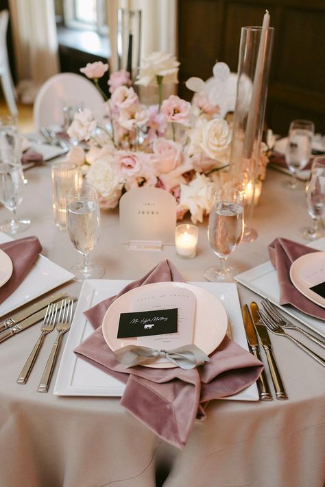 Sculptural arrangements crafted with dyed flowers and textured focal blooms brought a garden staircase to life in this whimsical real wedding that was all about the PINK! We cannot get enough of the playful and spirited energy throughout the wedding decor... from said texture-forward blooms to punny wedding signs with modern abstract shapes! Pink Table Settings, Dusty Pink Weddings, Pink Wedding Decorations, Pink And White Weddings, Secret Garden Wedding, Deco Rose, Wedding Table Flowers, Pink Wedding Flowers, Blush Pink Weddings