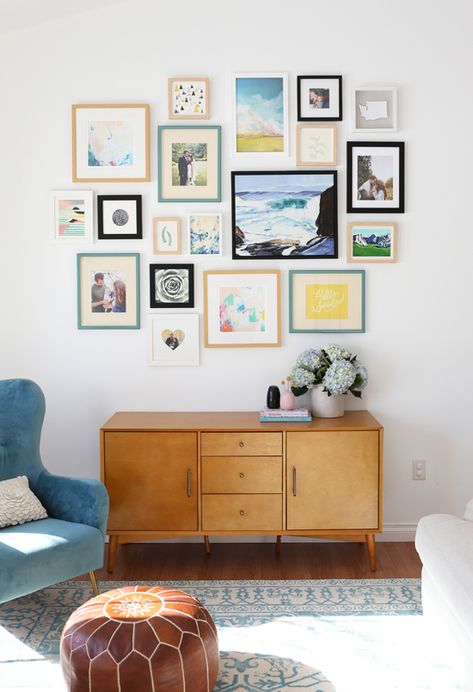 Picture Wall Ideas Colorful, Hawaii Gallery Wall, Hawaii Furniture, Picture Frames On The Wall, Wall Decor Picture Frames, Wall Photo Collage, Kitchen Sink Interior, Easy Home Improvement Projects, Ad Inspiration