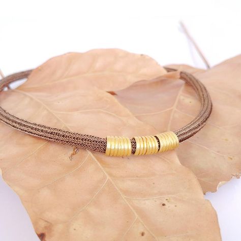 18k Gold contemporary choker necklace, Dainty gold necklace, Vintage bronze wire crochet necklace, Woven metal jewelry, 18k gold necklace Gold Necklace Vintage, Wire Crochet Necklace, Wide Wedding Rings, Crochet Choker, Gold Crochet, Woven Metal, Wire Crochet Jewelry, Gold Collar Necklace, Princess Necklace