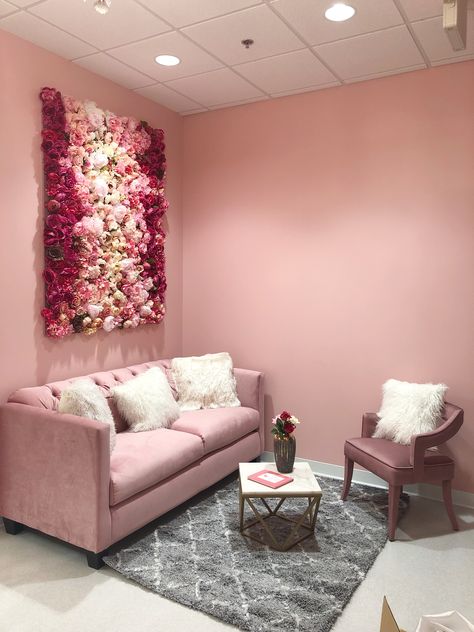 Nail Salon Waiting Area, Spa Waiting Area Design, Spa Room Flower Wall, Flower Wall Spa, Pink Waiting Area, Nail Salon Waiting Area Ideas, Pink Salon Waiting Area, Flower Wall Backdrop Hair Salon, Salon Flower Wall Rose