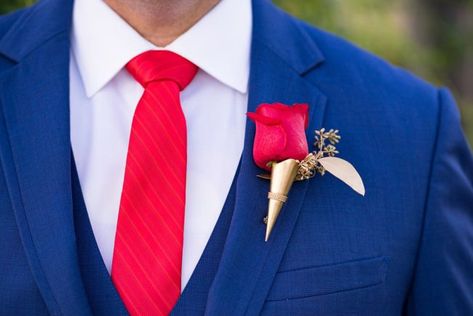 blue suit with red tie and boutonniere Blue Suit Red Tie, Wonder Woman Wedding, Suit With Red Tie, Superman Wedding, Floral Boutonniere, Superman Costume, Superman Costumes, Superhero Fashion, Rose Boutonniere