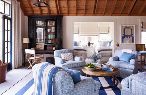 blue-white-living-room Mark Sikes, Decor Marin, Sleeping Nook, Cottage Bungalow, Mark D Sikes, New Traditional, White Rooms, Blue Door, Cheap Decor