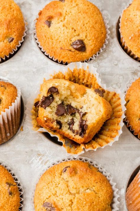 Almond Flour Chocolate Chip Muffins, Almond Flour Chocolate Chip, Chocolate Chip Muffins, Banana Muffins, Gluten Free Vegetarian, Almond Flour, Bread Recipes, Delicious Desserts, Chocolate Chip