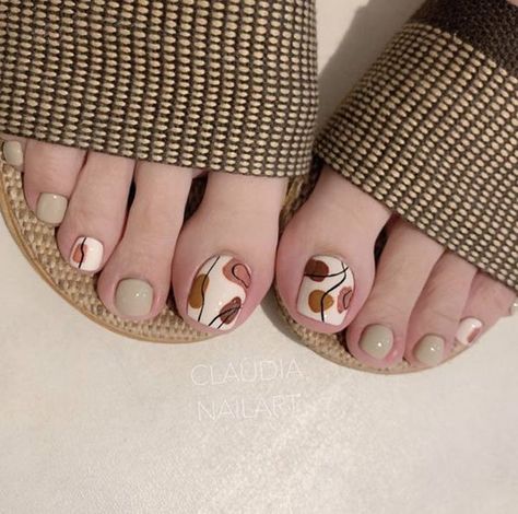 Toe Nail Designs For Fall, Toe Nail Colors, Fall Toe Nails, Nail Art Cute, Easy Toe Nail Designs, Simple Toe Nails, Nail Design Glitter, Feet Nail Design, Manikur Kuku