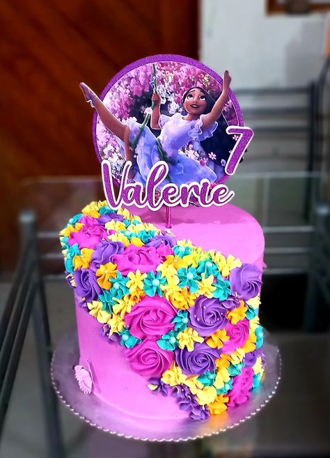 Buttercream Encanto Cake, Isabella Encanto Party Ideas Cake, Isabella Encanto Cake Ideas, Pastel De Isabela Madrigal, Pastel Isabella Encanto, Isabela Madrigal Cake, Isabella Encanto Cake, Isabella Encanto Birthday, Isabella Cake