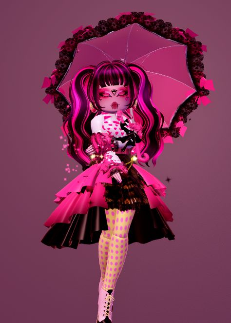 #royalehigh #rh , mh , school's out: draculaura || once my friend said he hated cosplays of draculaura bc it was the most common one (honestly, same) but.. this one is her school's out doll so spare me Monster High Rh Outfits, Draculaura Royale High Outfit, Draculaura Royale High, Monster High Halloween Costumes Draculaura, Draculara Halloween Costume Monster High, Valentine Monster High Cosplay, Custom Draculaura, Rh Cosplay, Royale High Cosplay