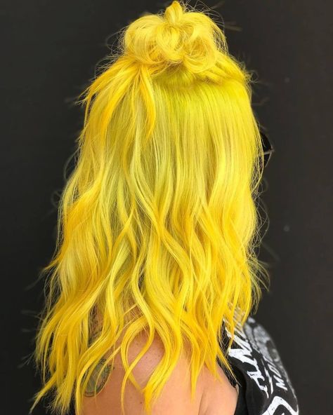 Yellow Hair Color, Brunette To Blonde, Yellow Hair, Brown Blonde, Pastel Hair, Brown To Blonde, Hair Envy, Hairstyles Haircuts, Trendy Hairstyles