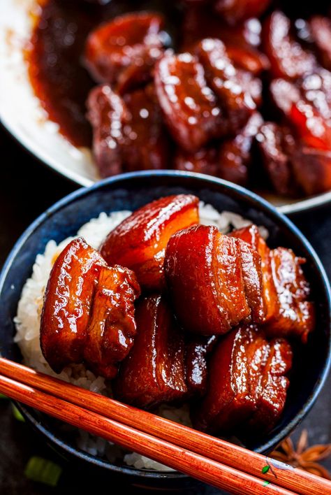 Explore the rich flavors of Chinese cuisine with this mouthwatering braised pork belly recipe, known as Hong Shao Rou. This dish combines tender pork belly with a savory and slightly sweet sauce, creating a perfect balance of taste and texture. Ideal for a comforting meal, this recipe brings a taste of traditional Chinese cooking to your kitchen. Hong Shao Rou, Beef Shank Recipe, Buckwheat Recipes, Asian Pork, Braised Pork Belly, Popular Dishes, Pork Belly Recipes, Authentic Chinese Recipes, Crispy Pork Belly