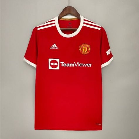 Get your Manchester United CR7 jersey right here. Highest quality available. Cheapest in the market. Quick deliver to anywhere in the world completely free of charge. Camisa Do Manchester United, Manchester United Home Kit, Manchester United Ronaldo, Ronaldo Jersey, Camisa Adidas, Soccer Accessories, Liverpool Home, Wayne Rooney, Manchester United Football