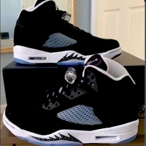 Jordan | Shoes | 22air Jordan 5 Retro Oreo 2021 | Poshmark Retro 5 Jordans, Fye Shoes, Jordan 5s, Dream Sneakers, Custom Sneakers Diy, Streetwear For Men, Jordan Shoes Retro, Nike Jordan Retro, Jordan 5 Retro