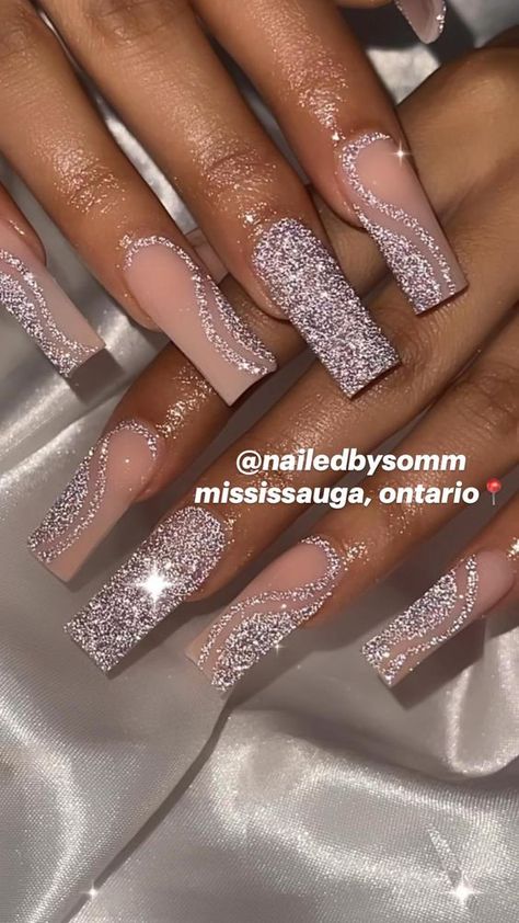 New Years Acrylic Nails, Gold Glittery Nails, Sparkly Acrylic Nails, Silver Acrylic Nails, Rave Nails, Prom Nails Silver, Hoco Nails, Reflective Nails, Silver Nail Designs