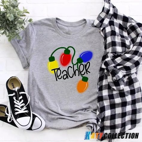 Daycare Teacher, Teacher School, Dress Up Day, School Dress, Tshirt Ideas, School Dresses, Teacher Christmas, Teacher Humor, School Spirit