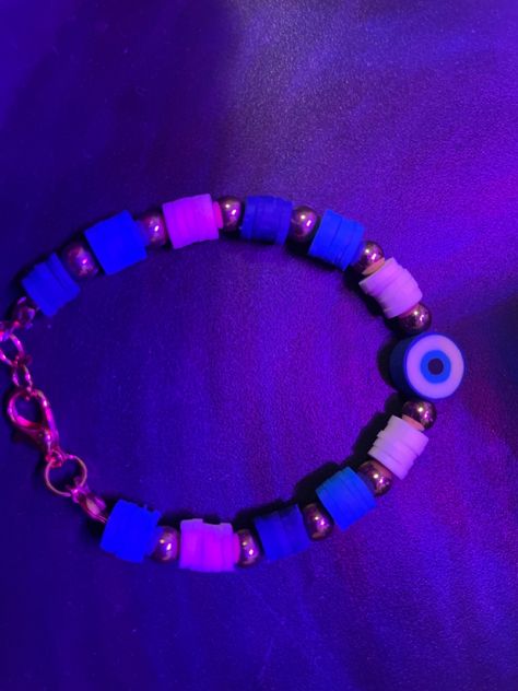 Clay Bead Bracelet Ideas With Evil Eye, Goth Clay Bead Bracelets, Evil Eye Clay Bead Bracelet, Blue Clay Bead Bracelets, Aesthetic Crafts, Clay Bead Bracelet, Blue Clay, Clay Bracelet, Diy Bracelet Designs