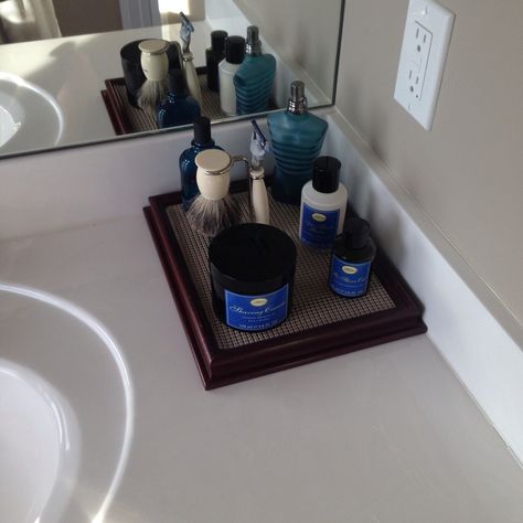 Picture frame turned shave/cologne tray.  Man-pinning. Mens Bathroom Vanity, Mens Cologne Display, Shaving Organization, Men Bathroom Organization, Men’s Bathroom Organization, Cologne Display Ideas, Cologne Collection Display, Mens Furniture, Essential Oil Cologne Men