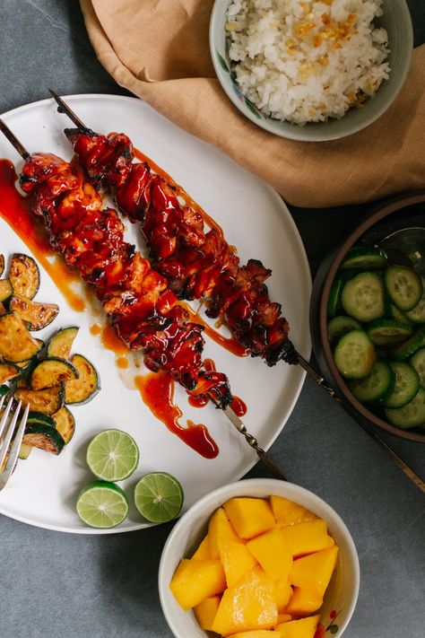 Filipino Barbecue Sauce Recipe - Eat With Carmen Filipino Skewers, Filipino Barbecue, Bbq Chicken Sides, Asian Entrees, Grilled Bbq Chicken Breast, Bbq Chicken Breast Recipe, Bbq Grilled Chicken Recipes, Barbecue Sauce Recipe, Bbq Chicken Legs