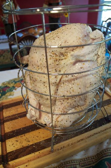 Big Easy Turkey Recipe, Char Broil Oil Less Fryer Recipes, Big Easy Cooker, Charbroil Big Easy Recipes, Turkey Fryer Recipes, Big Easy Recipes, Char Broil Big Easy, Deep Fried Turkey, Turkey Fryer