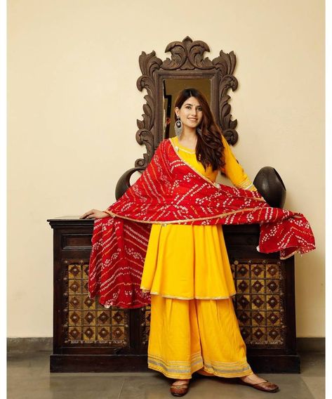 Yellow Flared Kurti Bandhej Dupatta, Yellow Kurta, Kurta Palazzo Set, Kurti Pant, Red Flare, Kurti Set, Kurta Palazzo, Palazzo Set, Red Suit