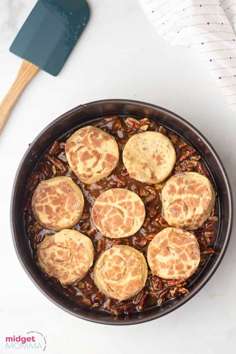 Cinnamon Rolls Easy Pillsbury Sticky Buns, 5 Ingredient Sticky Buns, Pillsbury Sticky Buns Recipes, Sticky Buns Using Canned Cinnamon Rolls, Sticky Cinnamon Buns Easy, Sticky Buns Using Canned Biscuits, Biscuit Sticky Buns, Cinnamon Rolls With Pecans Sticky Buns, Cinnamon Buns Pillsbury