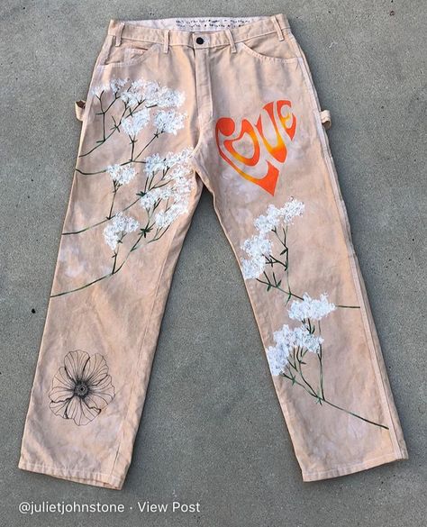 Sweatpants Ideas, Cloth Designing, Juliet Johnstone, March Fashion, Painted Pants, Clothes Painting, Cloth Designs, Painted Clothes Diy, Hand Painted Clothing