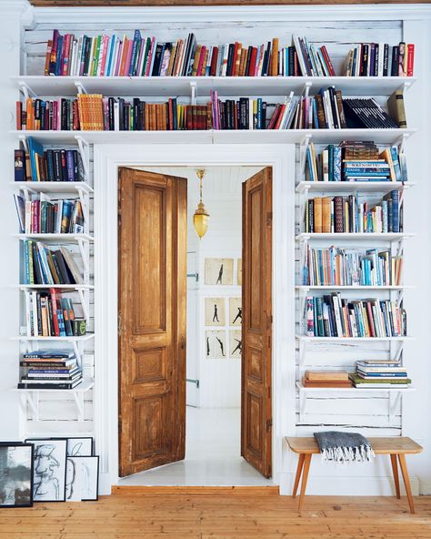 Update your home in a weekend Small Library Room, Small Library Room Ideas, Shelf Over Door, Door Frame Decoration, Ceiling Shelves, Trendy Door, Frame Decoration, Basement Bedrooms, Door Shelves