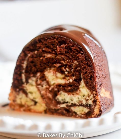 Vanilla & Nutella Marble Cake with Nutella Ganache Cake With Nutella, Nutella Ganache, Nutella Desserts, Nutella Cake, Nutella Recipes, Chocolate Nutella, Marble Cake, Bundt Cake, Tips And Advice