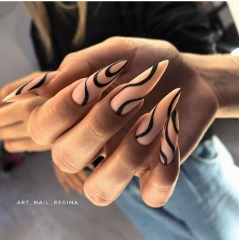 Ongles Goth, Fantastic Nails, Edgy Nails, Makijaż Smokey Eye, Glow Nails, Almond Acrylic Nails, Glam Nails, Hot Nails, Luxury Nails