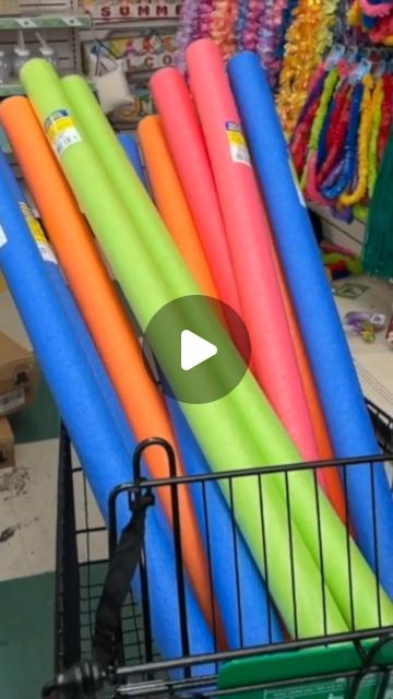 Noodle Float, Pool Noodle Crafts, Pool Noodles, Pool Toys, 5 Minute Crafts, Noodles, Audio, House Design, Pool