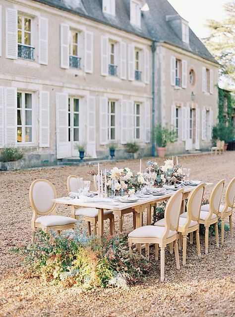 French Chateau Wedding Inspiration, European Wedding Venue, French Chateau Weddings, French Country Wedding, French Chateau Wedding, Chateau Style, Outdoor Wedding Inspiration, Chateau Wedding, European Wedding