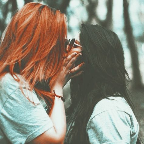 Redhead And Brunette Couple, Ginger And Brunette Friends Aesthetic, Wlw Aesthetic Faceless, Fae Face, Pepper Potts, Max Mayfield, Small Town Romance, Redhead Girl, Brunette Girl