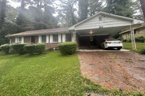 Red Brick Ranch Exterior, 1950s Brick Ranch, Brick Ranch Exterior Makeover, Ranch House Remodel Interior, Small Ranch House Exterior, Brick Ranch Exterior, Brick Ranch Home, Brick Ranch Houses, Ranch House Exterior