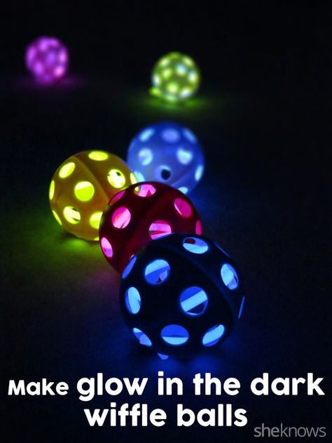 Glow in the Dark Wiffle balls for outside parties with or without kids! Great idea! Wiffle Ball, Charcoal Drawings, Backyard Games, Camping Games, Glow Party, Neon Party, Glow Sticks, Camping Fun, Backyard Fun