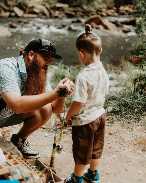 “Fishing with Dad” 🎣 I am super excited to drop this years Father’s Day minis! One of my favorite memories growing up was going fishing with my dad , and I wish nothing more than to have those memories documented to have and hold forever. I’ve chosen the perfect spot located in West Mobile for this session , a $40 non refundable - non transferable retainer fee is due when booking and the remaining $60 due 24 hours before your session which can be paid through Apple Pay , venmo or Afterpay th... Fishing Family Photos, Family Fishing Photoshoot, Father’s Day Mini Shoot, Father Son Fishing Photoshoot, Father Son Photography, Father Son Photos, Little Boy Fishing Photography, Family Nature, Summer Fishing