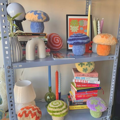 Tufted Mushroom, Mushroom Rug, Crochet Lampshade, Aesthetic Bookshelf, Dream Flat, Mushroom Sculpture, Lamp Mushroom, Funky Rugs, Hay Design