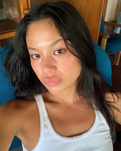 Tiffany Alexandra Meia on Instagram: “<3 sosa” Tiffany Alexandra Meia, Natural No Makeup, Face Aesthetic, Bare Face, Bare Beauty, No Makeup, Insta Feed, Kiss Makeup, Fresh Face