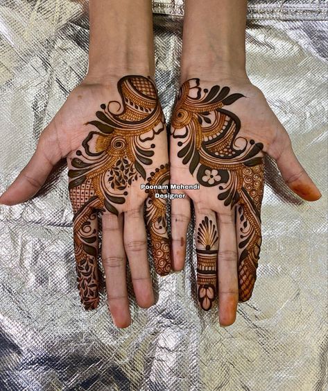 Simpal Mehandi Designs For Hands Palm, Arbi Mehndi Design Simple, Arebian Mehandi Designs, Arbic Mendhi Design, Indo Arabic Mehendi, Back Hand Arabic Mehndi Designs, Arbi Mehndi Design, Mehandi Bride, Arabian Mehndi Design