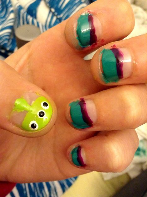 Toy Story Alien nails Alien Nails, Toy Story Alien, Toy Story, Nail Designs, Nail Art, Nails, Design, Art, Nail Arts