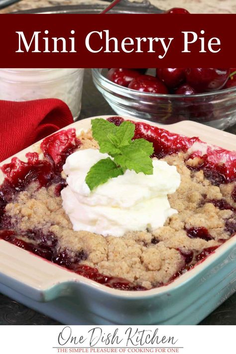 A mini cherry pie baked in a small baking dish makes the perfect fruity dessert to serve one or two people. Juicy cherries are piled high on top of a buttery crust and topped with a sweet cinnamon-spiced streusel topping. This is the only cherry pie recipe you need! Cherry Pie Easy, Pie Easy Recipe, Baking Dish Recipes, Mini Cherry Pies, Cherry Cobbler Recipe, Cherry Pies, Fruity Dessert, Batch Baking, One Dish Kitchen