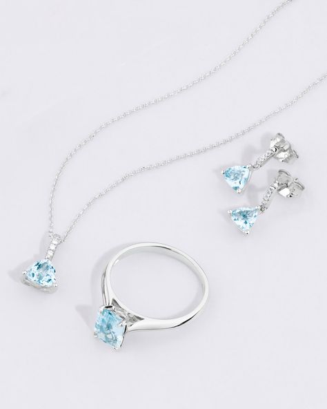 Prom Accessories Jewelry, Water Jewelry, Blue Diamond Jewelry, Cute Promise Rings, Diamond Jewelry Set, Goddess Jewelry, Pretty Jewelry Necklaces, Fancy Jewellery Designs, Cute Engagement Rings