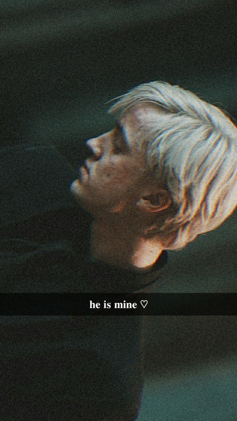 Draco Core Aesthetic, Draco Malfoy Snapchat Photos, Draco Malfoy Relationship Aesthetic, Draco Malfoy Snaps, Draco Malfoy Bracelet, Slytherin Snapchat Stories, Draco Snapchat, Draco Malfoy Core, Draco Malfoy Snapchat